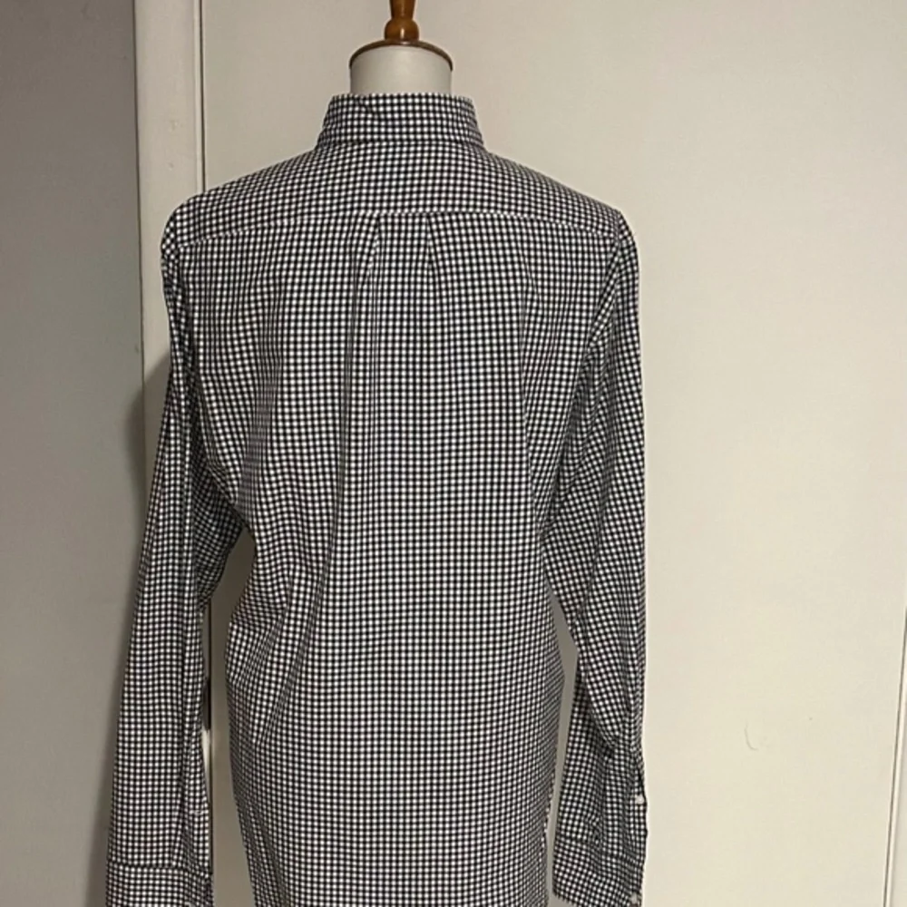J Crew Plaid‎ Shirt - Size M.